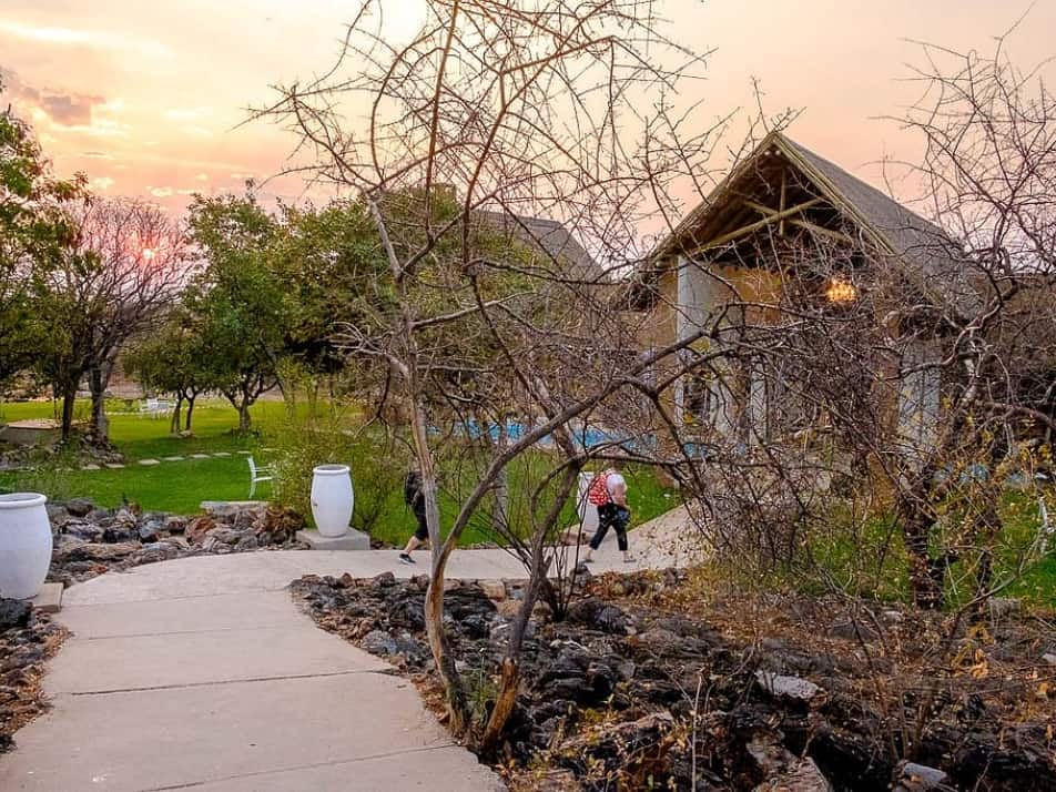 Toshari Lodge - The Gateway to Etosha National Park 