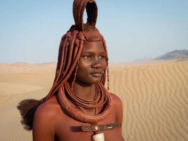 Serra Cafema Camp - Himba