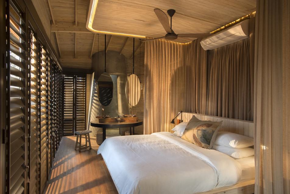 andBeyond Sandibe Okavango Safari Lodge