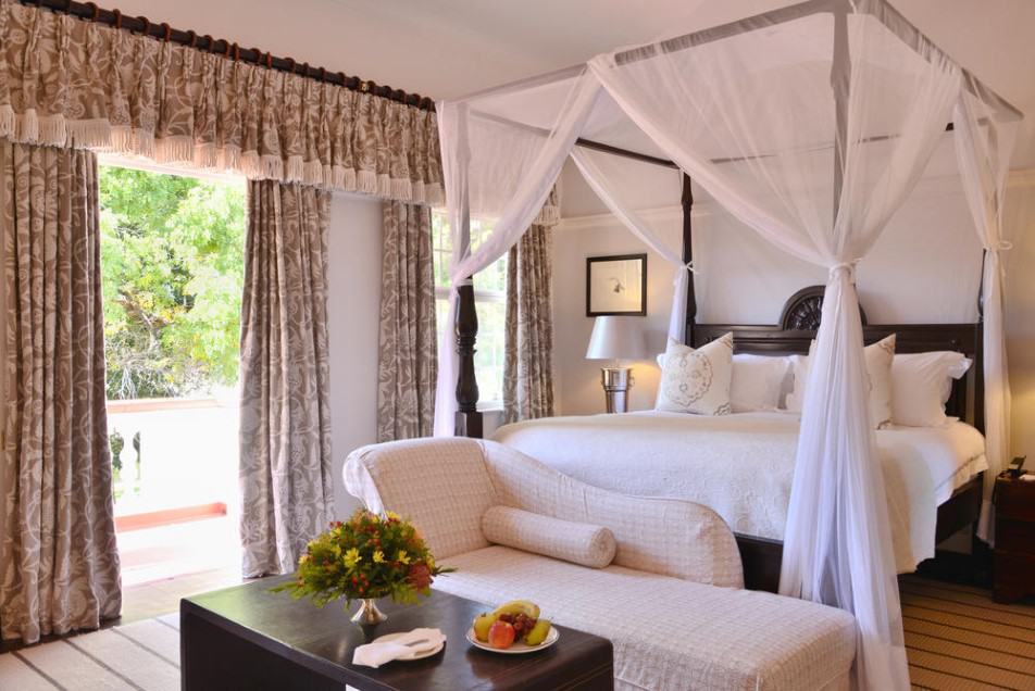 Honeymoon Suite at Victoria Falls Hotel