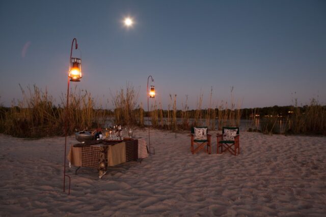 Sand Bar at Tongabezi