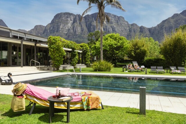 Vineyard Hotel - Cape Town